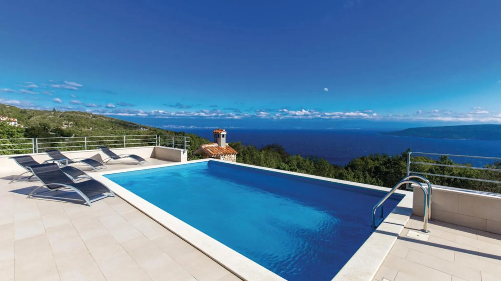 Zagorje Villablu1 Doppelhaushaelfte Seaview, Pool